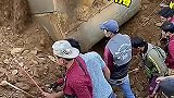 一群人找蚯蚓呢，都是啥操作