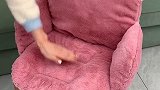 软绵绵的，坐上去很舒服，放在椅子上固定，直接放在地上都可以，温暖、可爱，懂生活的垫子。