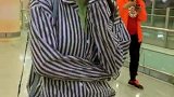 兄弟真是铁粉啊，追着李沁拍