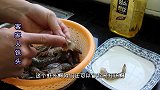 鲜虾不要只会白灼了，教你一个客家特色吃法，爽口味美多汁真过瘾