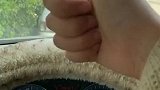 收拾收拾东西准备去野餐了，我先去买点好吃的