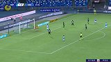 第46分钟那不勒斯球员杰林斯基射门 - 被扑