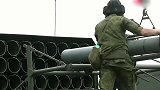 TOS-1自行火箭炮发射，这短短几分钟，毁灭一个村子不成问题