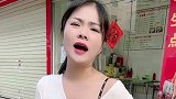 搞笑视频，老公让老婆到自己这边来，老公的回答太搞笑了！