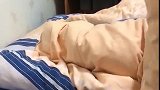 狗子：大半夜不睡觉，你咳嗽干嘛啊！
