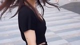 回眸一笑生百媚