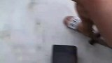 问狗能有几多愁，恰似玉镯卡狗头