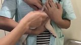 狗子：我以为你哄我睡觉，没想到是给我打针！