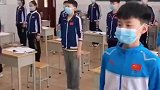 学生们课间操打太极拳，这才应该是中国少年的课间操