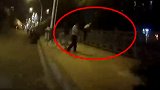 福建龙岩：哭了！男子路遇民警查酒驾，跳河逃跑摔骨折