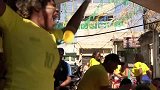内马尔=巴西全民英雄 进球后里约贫民窟群众沸腾了！