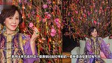 刘嘉玲携母送新春祝福，龙纹唐装太霸气，刘妈妈西装造型端庄优雅