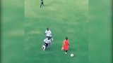 中超-17赛季-球衣比腿长却能进行如此骚操作 黑人小孩遭遇凶狠铲断轻松晃飞对手-专题