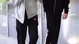 后来，我才明白，吵不散，骂不走的，才叫爱情