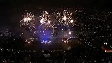 潮流-20130102-美轮美奂！2013新年伦敦烟火表演-0002