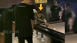 网友偶遇张艺兴王思聪一起夜店蹦迪，这两人竟然一起玩，好神奇的交集，娱乐圈真是个圈娱乐播报台