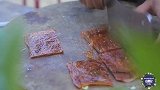 徒弟上山砍甘蔗，回家拿辣条炒，一道辣条味的甘蔗师傅一根接一根