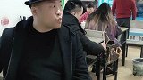 遇到小偷可以这样提醒包主人