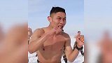 迎寒开训，兵哥哥赤膊上阵在雪地里训练，真是铁骨铮铮好男儿！ 冬游齐鲁