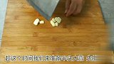 做空心菜时，万万不能直接下锅！多做一步，空心菜不发黑还美味
