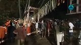 印度：一颗榕树树枝掉落砸中节日游行队伍，造成2死15伤