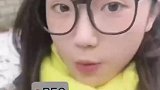 女生满怀期待换个发型，结果严重翻车