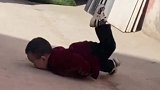 那年我双手插兜，不知道摔得有多疼