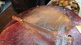 香港美食我的天啊！香港的卤水鹅肠是不是用金水煮的元就那一丁点