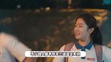 李兰迪和闺蜜游港迪，热情和粉丝合照活力满满，分手传闻后状态超好