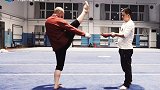 王知亮教徒弟下劈腿  柳海龙拳迷看后表示不服