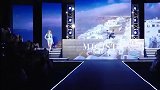 国外时尚走秀，乌克兰超模让人心动，性感迷人很优雅！