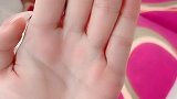 听说小拇指短一截的人注定没人疼…果然是真的