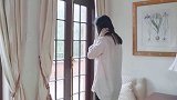美女和情人私会，一举一动，都被人监视着