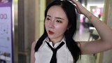 帮帅气粉丝小哥配对可爱学生美女！