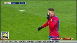 弗拉西奇右路1v2强行内切 弧线球射门稍稍偏出