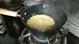 散发胡椒香气的泡面，你一定要尝试