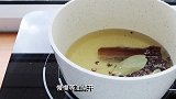 大厨教你制作红油辣椒油，不要乱放香料,正宗的制作方法详解