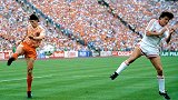1988年欧洲杯全进球：范巴斯滕0度角神作永载史册