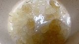 哄娃神器。这样的冰糖葫芦有没有很可爱？大家圣诞快乐呀！