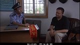 火车上发现盗窃事件 男子行迹可疑被拉走盘问