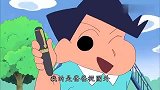 蜡笔小新：贴纸粘到桌子上，大家害怕妮妮发狂，扛桌子逃跑