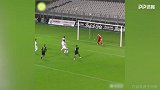 进个点球这么难吗？门将运气与实力并存 后背神扑把我看笑了