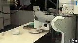 早餐-德美两国机器人合作做早餐