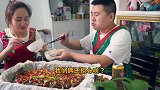 4斤草鱼做“纸包鱼”，吃鱼竟吃出恋爱哲学，小厨今天太帅气了