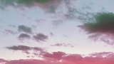 任由思绪万千活如两人现实梦境