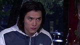 妹子感谢男子照顾请吃饭 她想吃火锅男子笑说都不行