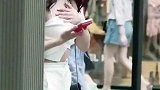 小姐姐这件上衣是怎么回事