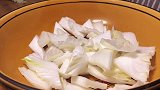 饭店的炒大白菜为啥那么好吃？这一步很关键，酸辣开胃又下饭