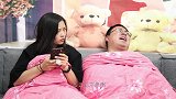 丈夫睡觉说梦话找美女，媳妇在一旁接话，俩人的对话太搞笑了