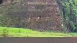 网友旅途中实拍，这就是传说中的便便山